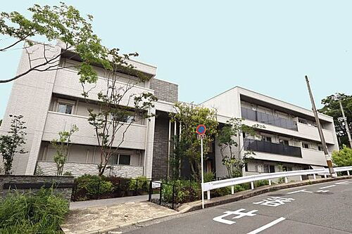 メゾン　ルリエアルブル