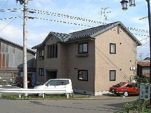 岩手県紫波郡紫波町桜町字下川原 賃貸アパート