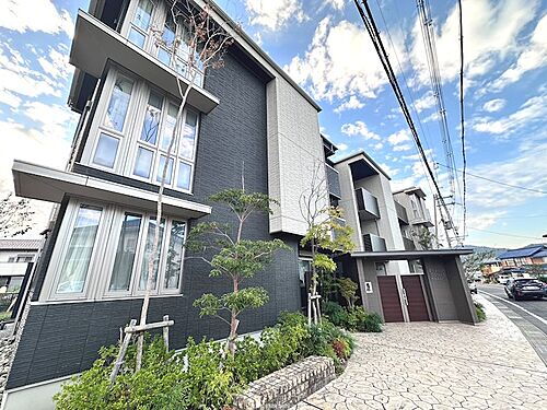 滋賀県東近江市中野町 賃貸マンション