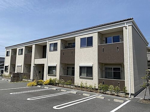 長野県東御市本海野 2階建 築8年7ヶ月