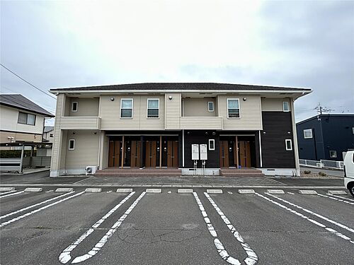 青森県八戸市大字白銀町字栗沢道 賃貸アパート