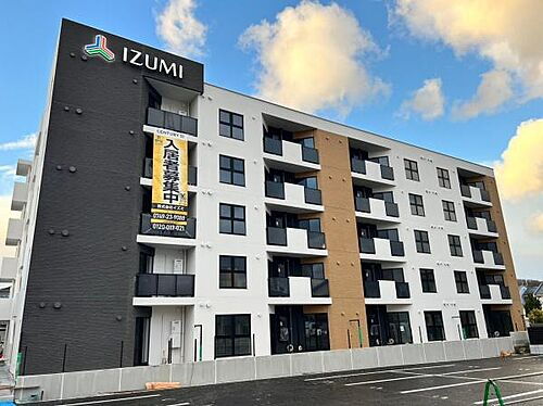 滋賀県彦根市立花町 賃貸マンション