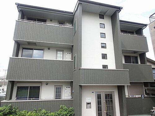 大阪府藤井寺市藤井寺３丁目 3階建 築17年6ヶ月