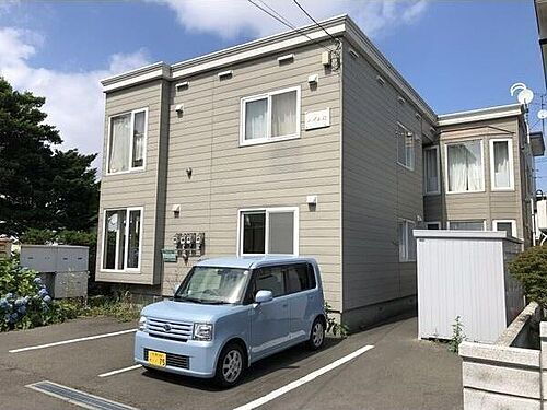 北海道札幌市白石区北郷三条５丁目 2階建 築32年9ヶ月