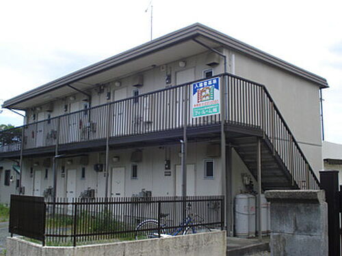 三栄コーポ 2階建