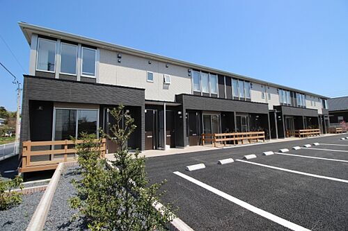 ユニヴァリィ　グレイス佐和