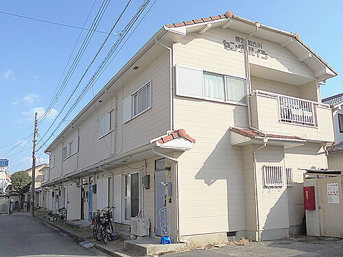 兵庫県加古川市加古川町中津 テラスハウス