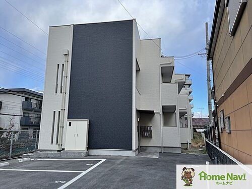 大阪府羽曳野市高鷲９丁目 賃貸アパート