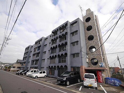 福岡県北九州市八幡東区石坪町 5階建