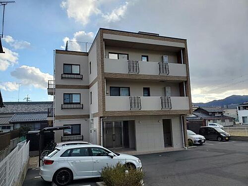 滋賀県大津市大江２丁目 3階建 築6年1ヶ月