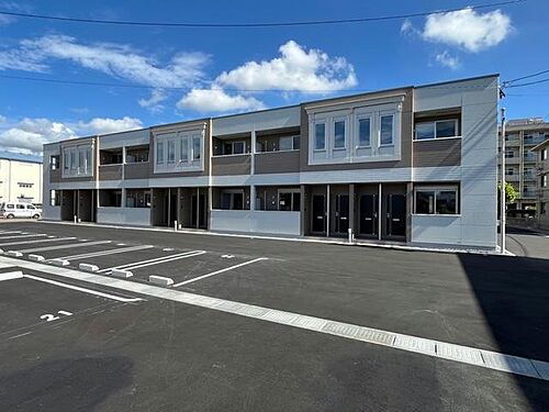 滋賀県大津市大将軍３丁目 2階建