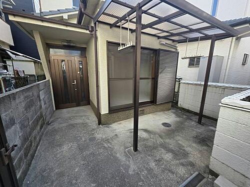 東助松貸家