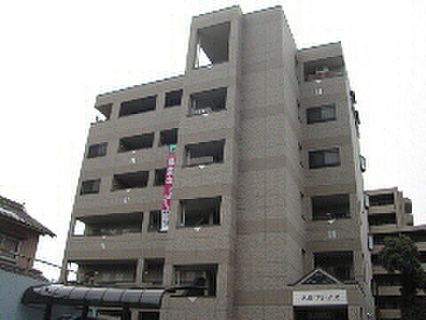 久松プレイス 6階建