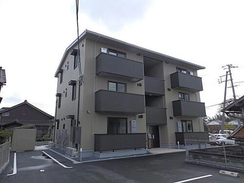 アウローラＹ 3階建