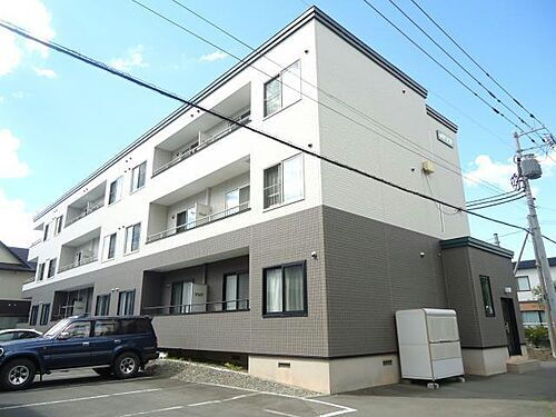 ジェッツ千歳 3階建
