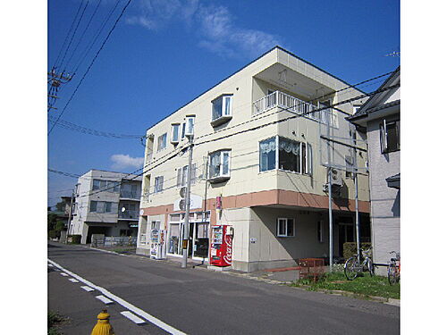 マンションエンドレス 3階建