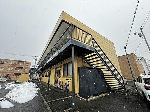 パレス神山 2階建
