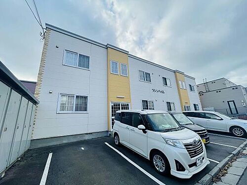 ラシンハイム 2階建