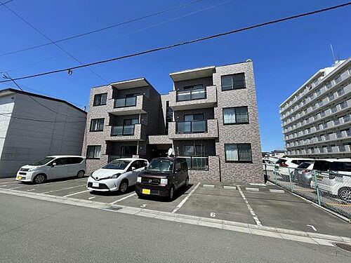 ミユ港町３丁目 3階建