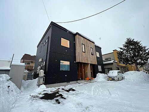 ラパン・アジール松陰 2階建