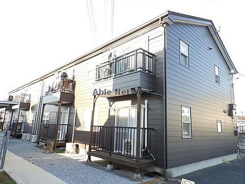 茨城県古河市諸川 2階建