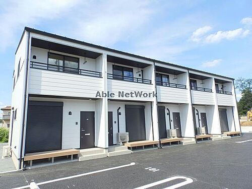 茨城県古河市諸川 2階建