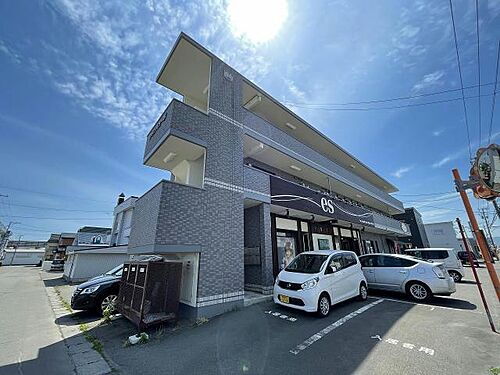 プリンスコーポ 3階建