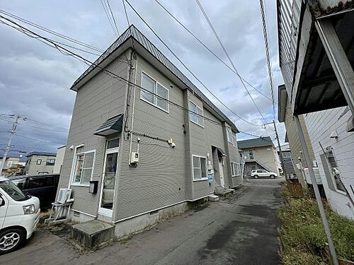 北海道函館市八幡町 2階建