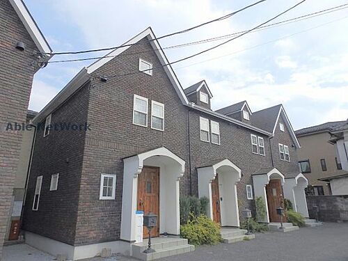 ブリティッシュヒルズ壱・弐番館 2階建