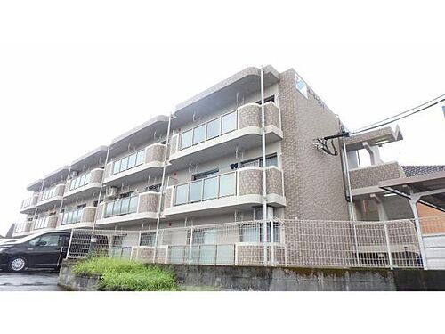 鹿児島県霧島市国分広瀬４丁目 3階建 築16年5ヶ月