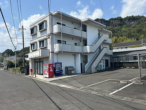 鹿児島県霧島市国分姫城南 3階建 築25年9ヶ月