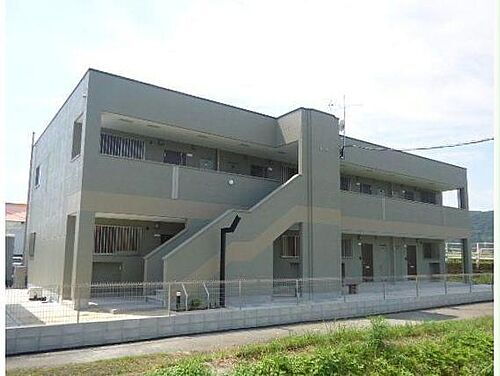 鹿児島県霧島市国分清水２丁目 2階建 築10年10ヶ月