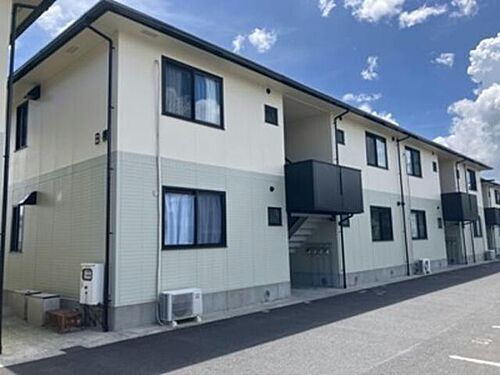 鹿児島県姶良市西餅田 2階建 築26年4ヶ月