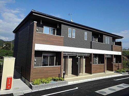 鹿児島県姶良市西餅田 2階建 築4年10ヶ月