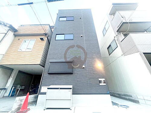 大阪府大阪市旭区中宮１丁目 築1年1ヶ月 3階建