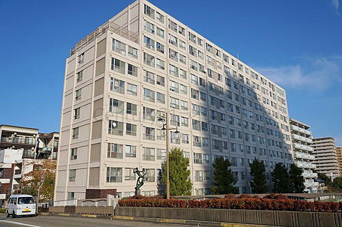 兵庫県宝塚市武庫川町 賃貸マンション