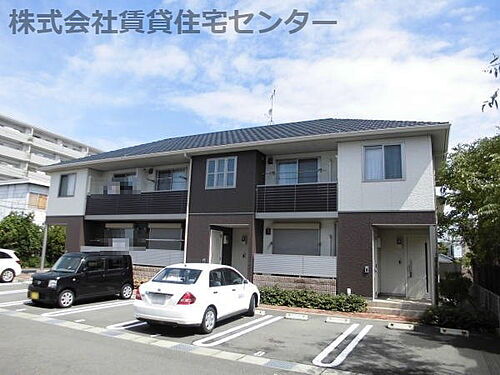 和歌山県和歌山市西浜１丁目 築11年6ヶ月 2階建