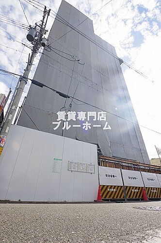 大阪府堺市堺区綾之町東１丁  10階建