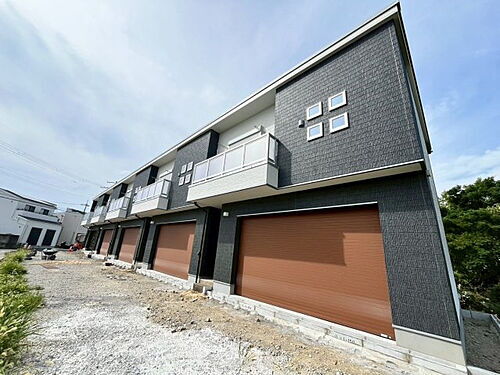 大阪府羽曳野市向野１丁目 2階建 