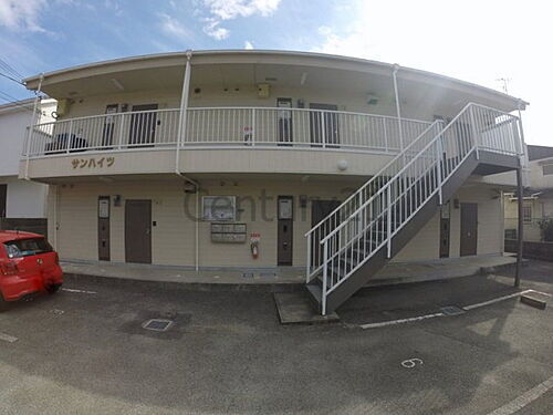 兵庫県川西市南花屋敷３丁目 賃貸マンション