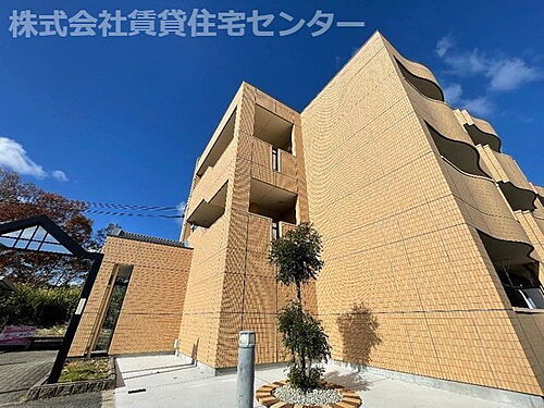和歌山県和歌山市弘西 賃貸マンション