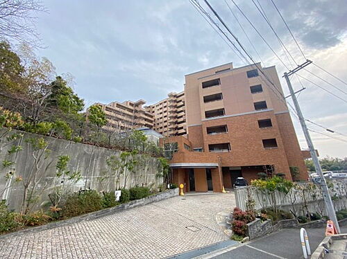 大阪府吹田市山田東３丁目 賃貸マンション