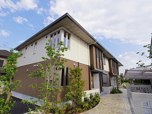 奈良県葛城市葛木 2階建 築8年6ヶ月