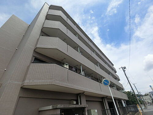 千葉県千葉市中央区南町３丁目 5階建 築28年4ヶ月