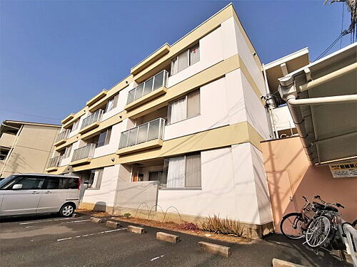 大阪府堺市美原区青南台２丁目 築28年9ヶ月 3階建