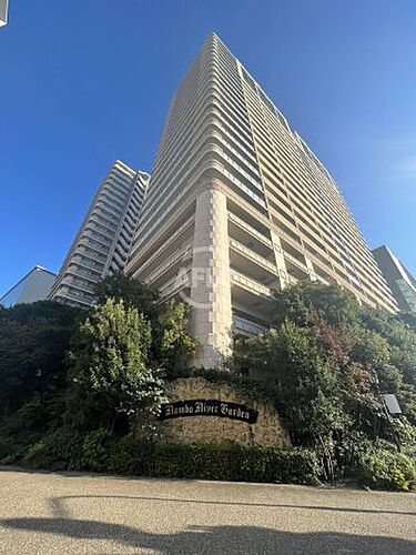 大阪府大阪市浪速区湊町２丁目 賃貸マンション