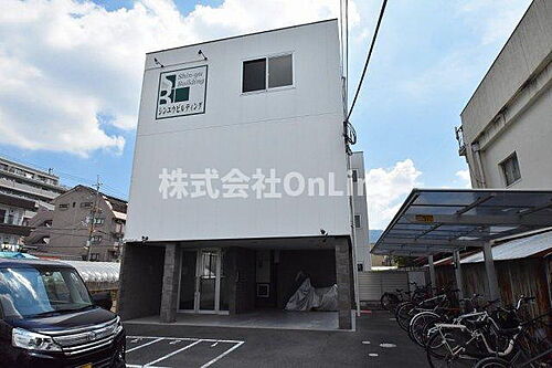 大阪府東大阪市吉田６丁目 3階建 築10年3ヶ月