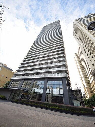 大阪府大阪市浪速区湊町２丁目 賃貸マンション