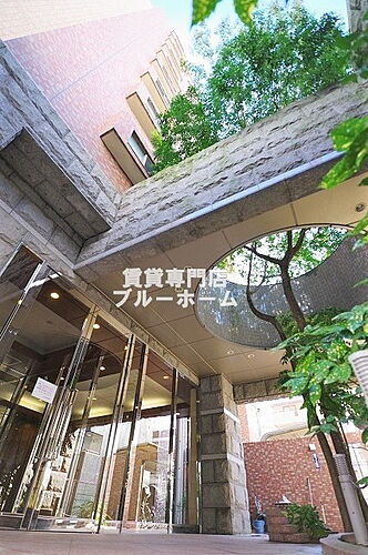 大阪府堺市堺区栄橋町１丁 地上10階地下1階建 築20年8ヶ月