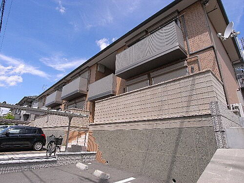 奈良県香芝市高山台１丁目 築17年4ヶ月 2階建